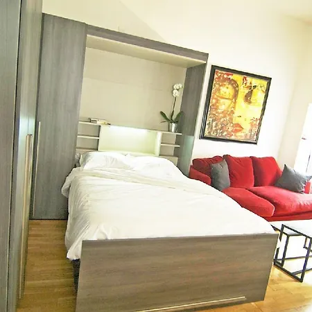 Moulin Rouge Apartment Paris